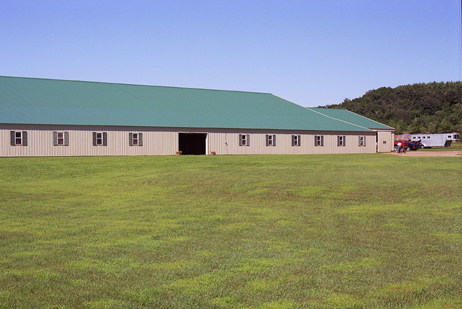 Stables.jpg (149 kB)